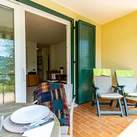 公寓 A Casa Nebbiuno, In Villa, Wifi, By Guestaly